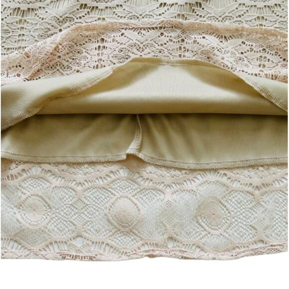 Rachel Kate Cream Pink Lace Overlay 3/4 Sleeve Scoop Neck Mini Dress Medium NEW - Picture 8 of 10